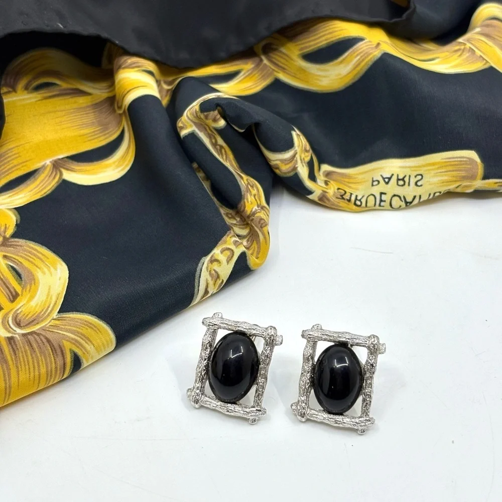 Vintage 70’s silver faux bois and onyx cuff links